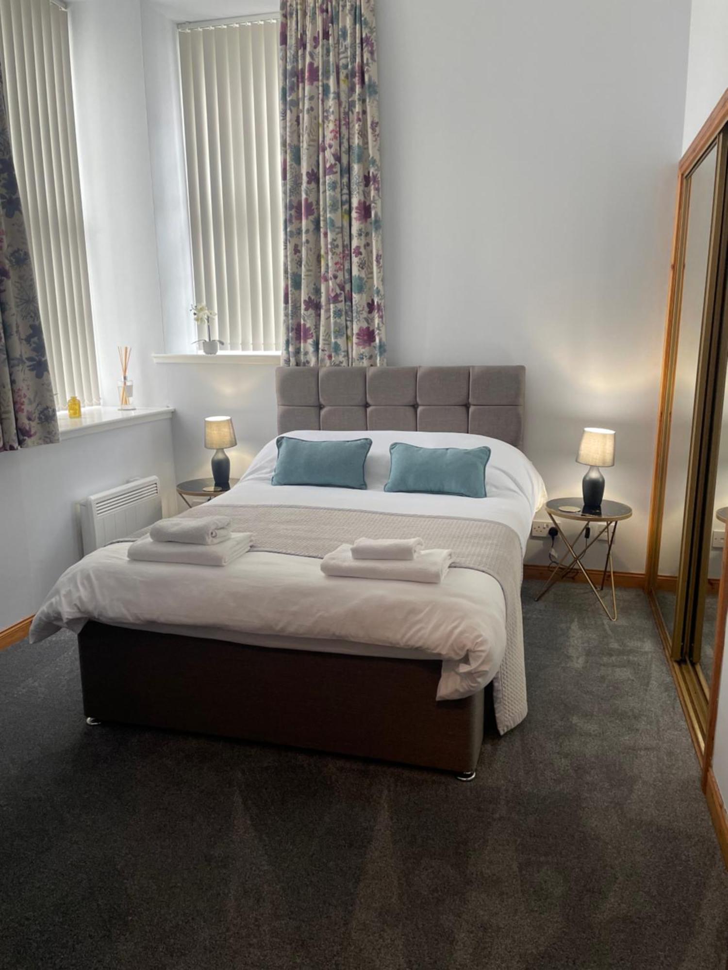 Stylish One Bed Apartment Інвернесс Екстер'єр фото